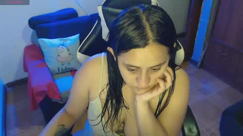 sophiaa_vega_ online show from 05-22-26, 09:48
