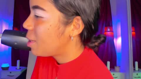 Sophie Hill  online show from 11-12-25, 09:36