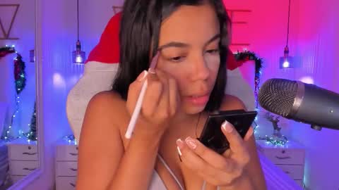 Sophie Hill  online show from 12-04-25, 08:28