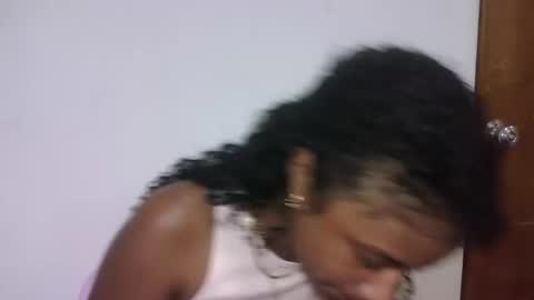 Snapshot of sophiacastro19 chatting on 06-04-26, 06:47 Sophia online show from 06-04-26, 06:47