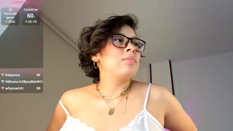 Sophia online show from 02-19-25, 08:55