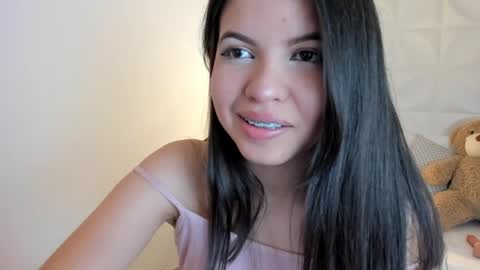 Sophia Howland online show from 04-16-26, 09:50