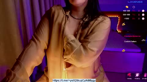 Sophia online show from 06-23-26, 01:53