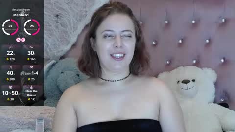 sophiastarr10 online show from 10-31-25, 08:43