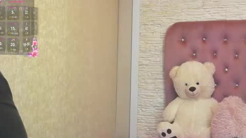 sophiastarr10 online show from 04-17-26, 08:45