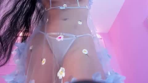 S O P H I A  online show from 10-16-25, 01:23