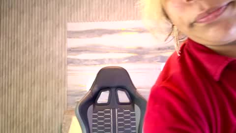 sophie online show from 05-18-26, 11:38