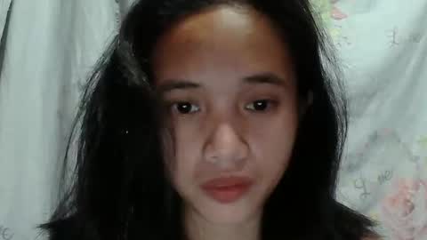 Snapshot of sophie_193 chatting on 02-03-26, 05:40 sophie_193 online show from 02-03-26, 05:40