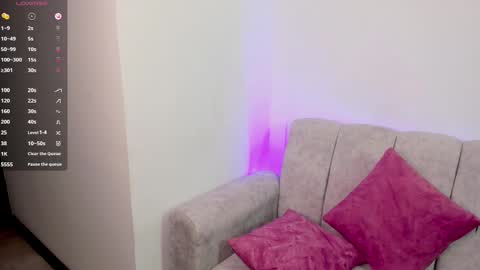 Snapshot of sophie_alice chatting on 02-10-25, 05:52 Alice online show from 02-10-25, 05:52