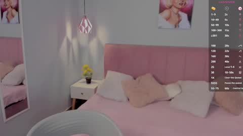 Snapshot of sophie_alice chatting on 03-08-25, 12:30 Alice online show from 03-08-25, 12:30