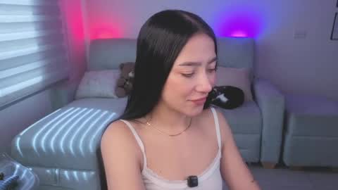 Snapshot of sophie_bbs chatting on 05-20-26, 03:18 Sophie online show from 05-20-26, 03:18