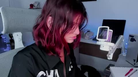 sophie doll online show from 04-11-26, 08:46