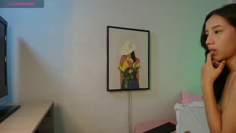 Sophie or Sof online show from 01-26-25, 08:34