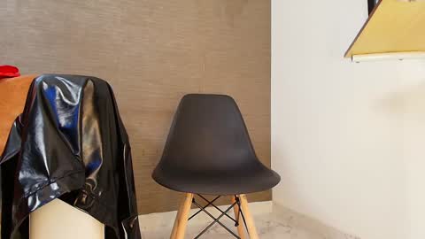 Sophie online show from 02-04-25, 02:32