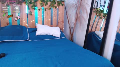 Snapshot of sophie_moon24 chatting on 01-28-25, 11:50 sophie_moon24 online show from 01-28-25, 11:50