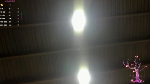 Snapshot of sophie_smith19 chatting on 10-27-25, 12:53 sophie_smith19 online show from 10-27-25, 12:53