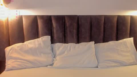 Snapshot of sophie_smith19 chatting on 11-05-25, 02:28 sophie_smith19 online show from 11-05-25, 02:28