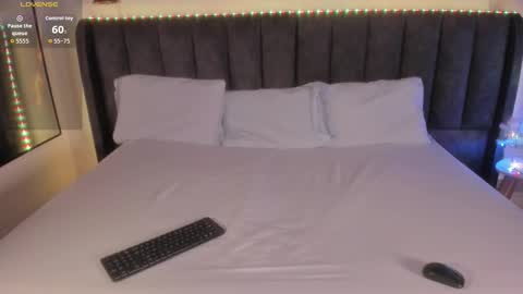 Snapshot of sophie_smith19 chatting on 12-17-25, 04:13 sophie_smith19 online show from 12-17-25, 04:13