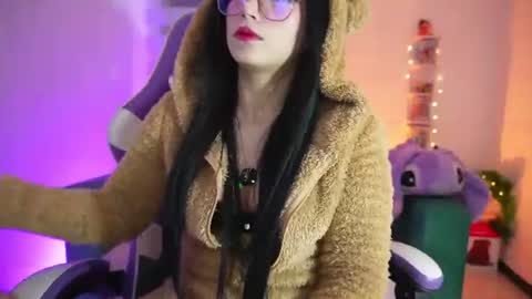 Snapshot of sophie_soft69 chatting on 07-16-26, 04:51 sophie_soft69 online show from 07-16-26, 04:51