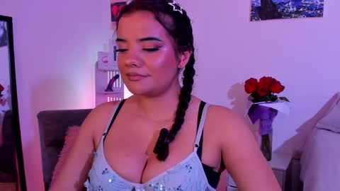 Snapshot of sophie_t_ chatting on 06-04-26, 05:02 Sofia online show from 06-04-26, 05:02