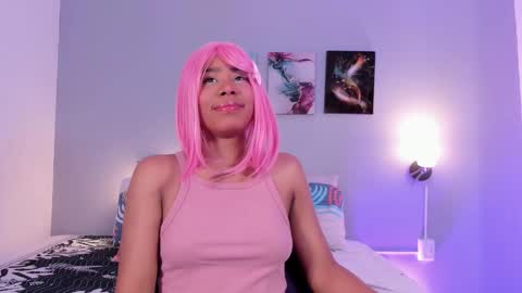 sophie_w1 online show from 11-10-25, 12:15