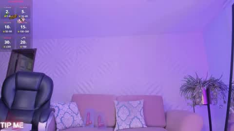 Sophie online show from 04-14-26, 12:16