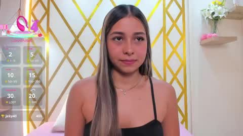Sophie online show from 05-06-26, 01:27