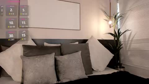     online show from 10-28-25, 08:55