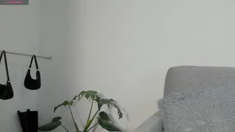 Snapshot of sophiecb chatting on 07-07-26, 11:42 sophie online show from 07-07-26, 11:42