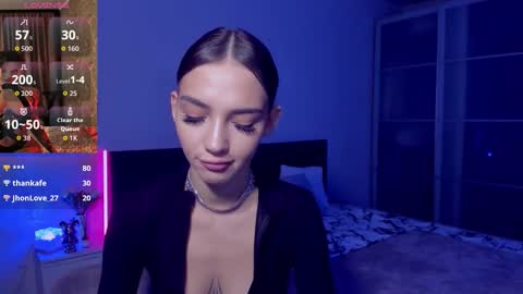 Sophie online show from 10-20-25, 11:38
