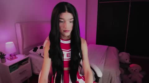    online show from 10-11-25, 01:05