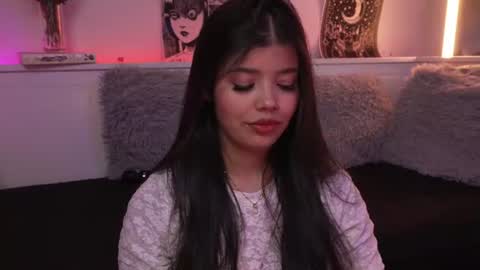 Snapshot of sophiee_art chatting on 07-16-26, 03:12 Sophiee online show from 07-16-26, 03:12