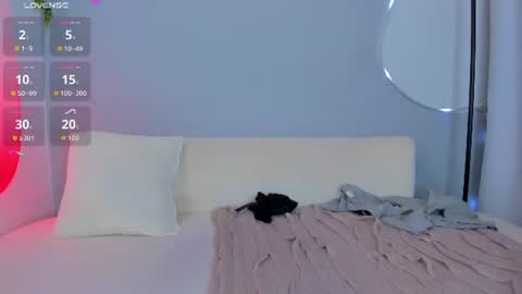 Sophie online show from 07-06-26, 11:18