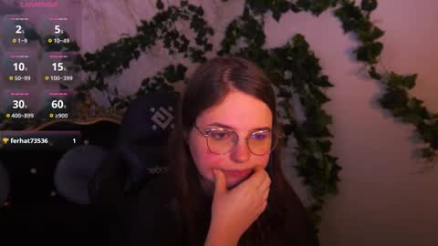 Snapshot of sophieedreams chatting on 11-12-25, 04:29 sophieedreams online show from 11-12-25, 04:29