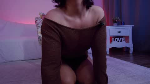Snapshot of sophieerain chatting on 04-30-26, 06:25 Sophie Rain online show from 04-30-26, 06:25