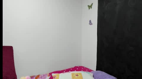 Sophie Woods  online show from 09-29-25, 11:31