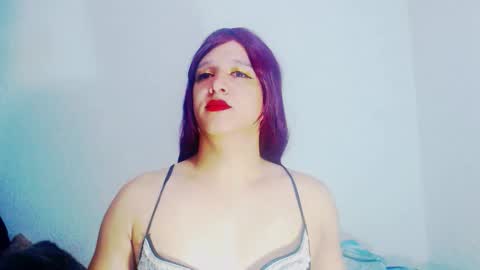 Snapshot of sophiehillsxo chatting on 01-19-26, 07:12 sophiehillsxo online show from 01-19-26, 07:12
