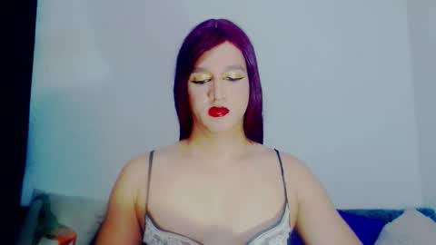 Snapshot of sophiehillsxo chatting on 02-28-26, 02:45 sophiehillsxo online show from 02-28-26, 02:45