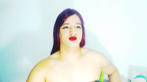 sophiehillsxo online show from 04-12-26, 02:27