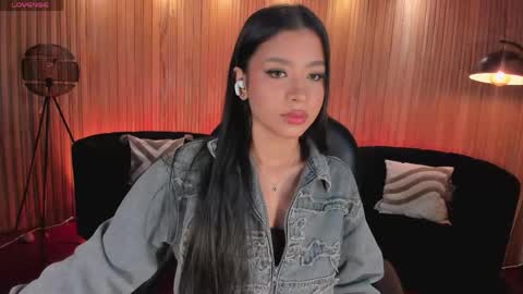 Sophie Houston online show from 04-14-26, 03:34