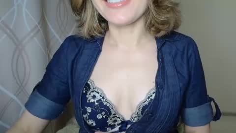 Snapshot of sophiemisss chatting on 10-09-25, 11:19 Sophiemisss online show from 10-09-25, 11:19