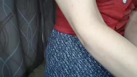 Snapshot of sophiemisss chatting on 10-28-25, 07:34 Sophiemisss online show from 10-28-25, 07:34