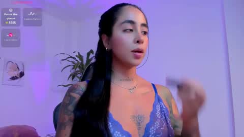 sophierooy online show from 03-10-25, 06:56