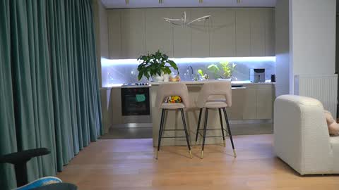       online show from 10-28-25, 05:15