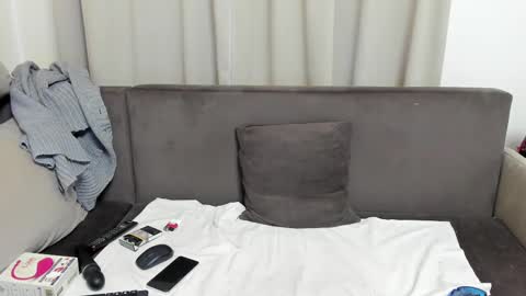 Snapshot of sophiestique chatting on 03-04-25, 01:49 Sofia online show from 03-04-25, 01:49