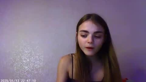 Sophie and my bestie Mandy    online show from 01-13-25, 12:30