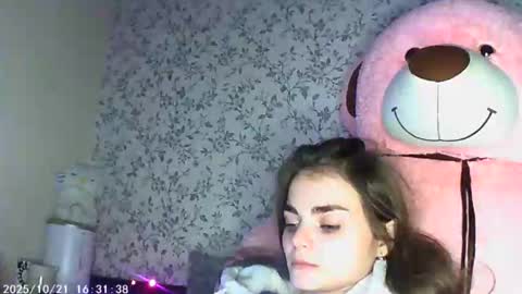 Sophie and my bestie Mandy    online show from 10-20-25, 06:19