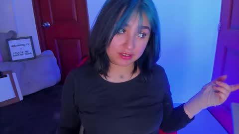   Sophie  online show from 02-17-26, 06:47