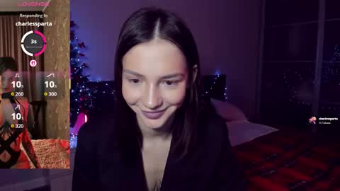 Snapshot of sophiewildcat chatting on 12-14-25, 03:50 sophiewildcat online show from 12-14-25, 03:50