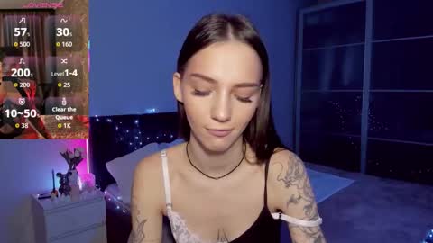 Snapshot of sophiewildcat chatting on 02-26-26, 11:09 sophiewildcat online show from 02-26-26, 11:09